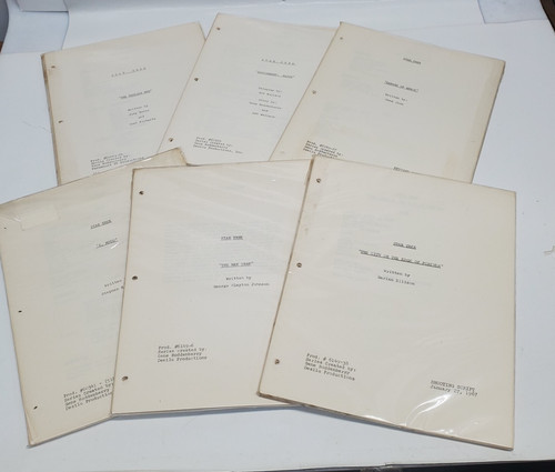 Vintage star trek - star, script